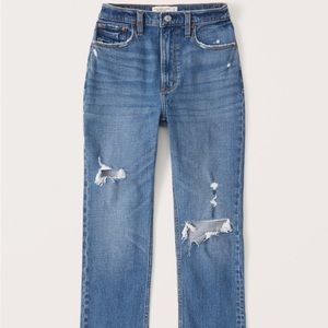 Abercrombie Curve Love High Rise Straight Jeans (With Tags)